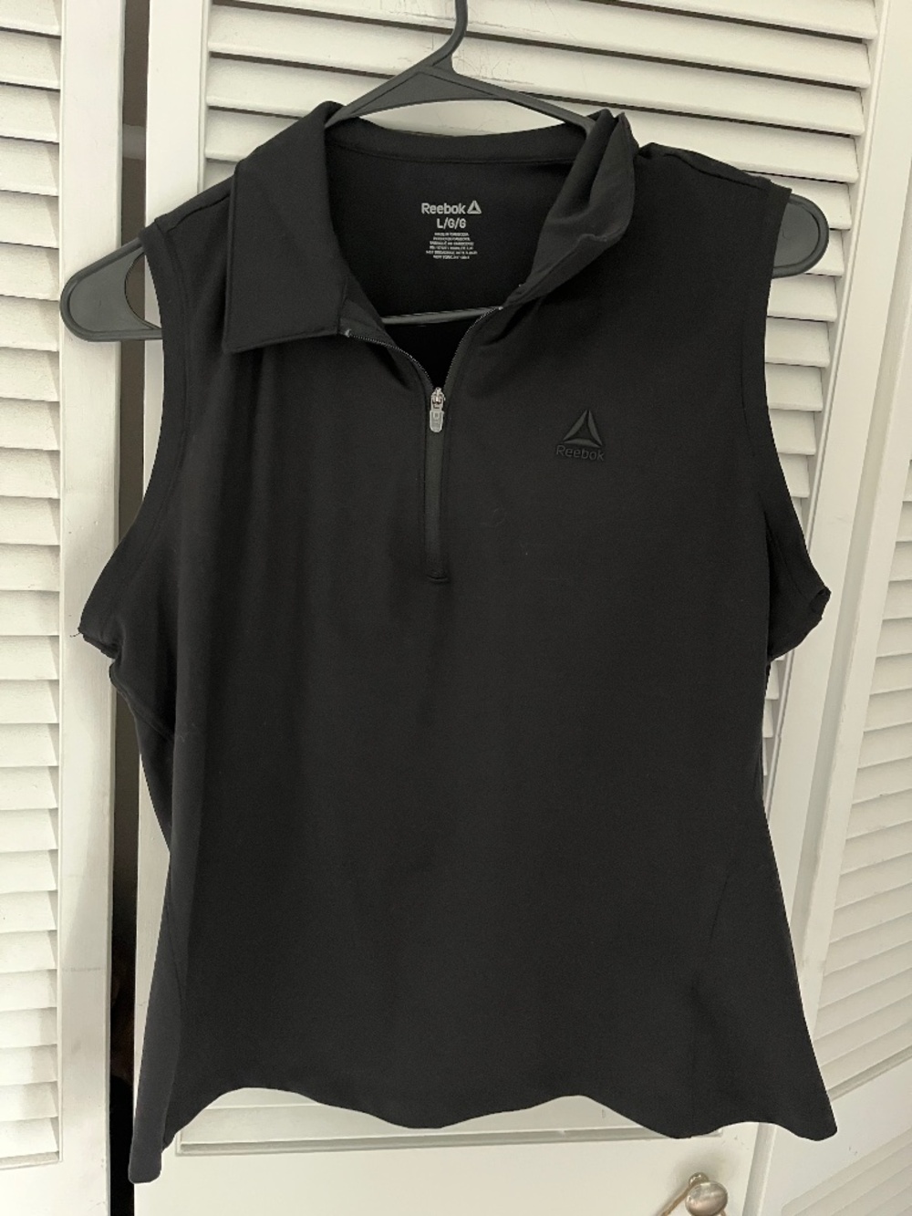 Reebok Polo Sleeveless Zip Up , Size Large, New without tags, Retail $23.98